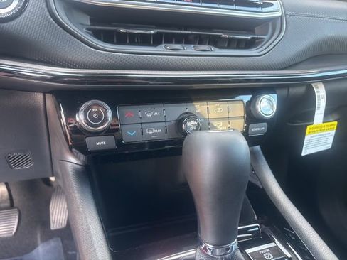 New 2026 Jeep Compass Latitude image 28