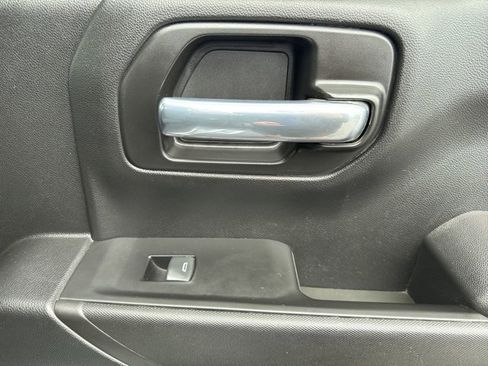 Used 2022 Chevrolet Silverado 1500 LT image 21