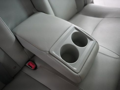 Used 2011 Toyota Prius Four w/ Solar Roof Pkg FWD image 38
