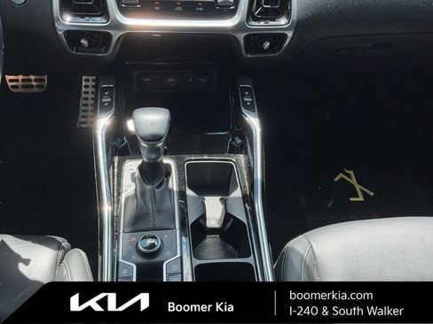 Certified 2023 Kia Sorento SX Prestige AWD/4WD image 24