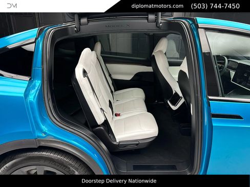 Used 2023 Tesla Model X image 21
