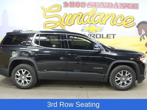 Used 2022 GMC Acadia SLT AWD/4WD image 1