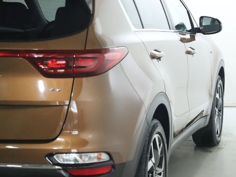 Used 2021 Kia Sportage EX w/ EX Technology Package image 49