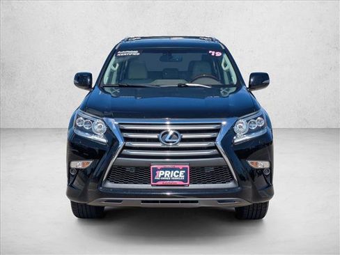 Used 2019 Lexus GX 460 image 2