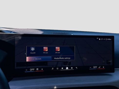 Used 2025 BMW 330i xDrive Sedan image 17