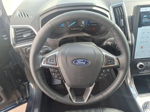 Certified 2024 Ford Edge Titanium image 14