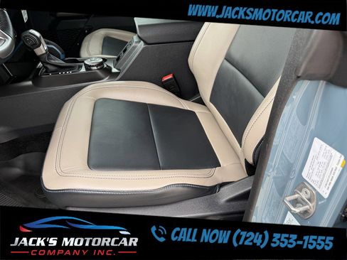 Used 2023 Ford Bronco Wildtrak image 27