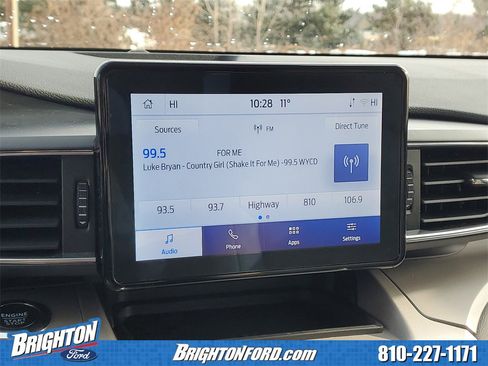 Used 2023 Ford Explorer XLT w/ Equipment Group 202A image 23