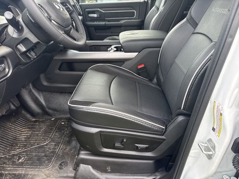 New 2026 RAM 5500 4x4 Crew Cab w/ Laramie Trim Package image 9