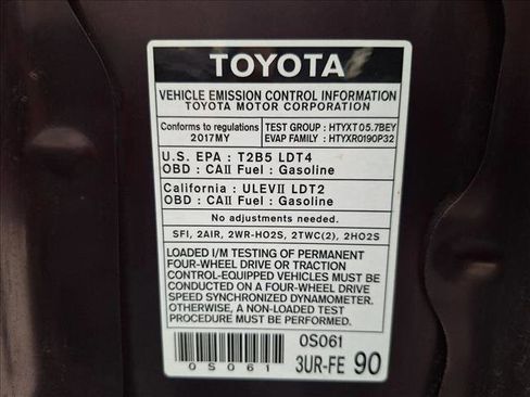 Certified 2017 Toyota Sequoia SR5 image 18