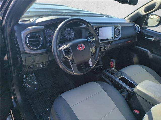 Used 2021 Toyota Tacoma TRD Sport w/ Technology Package AWD/4WD image 10