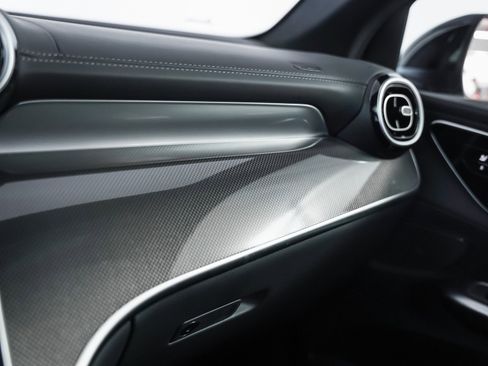 Certified 2025 Mercedes-Benz GLC 43 AMG 4MATIC image 23