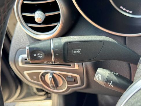 Used 2020 Mercedes-Benz C 300 4MATIC Sedan image 27