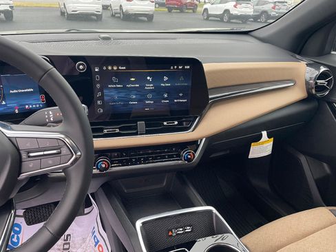 New 2026 Chevrolet Equinox ACTIV w/ Convenience Package III image 11