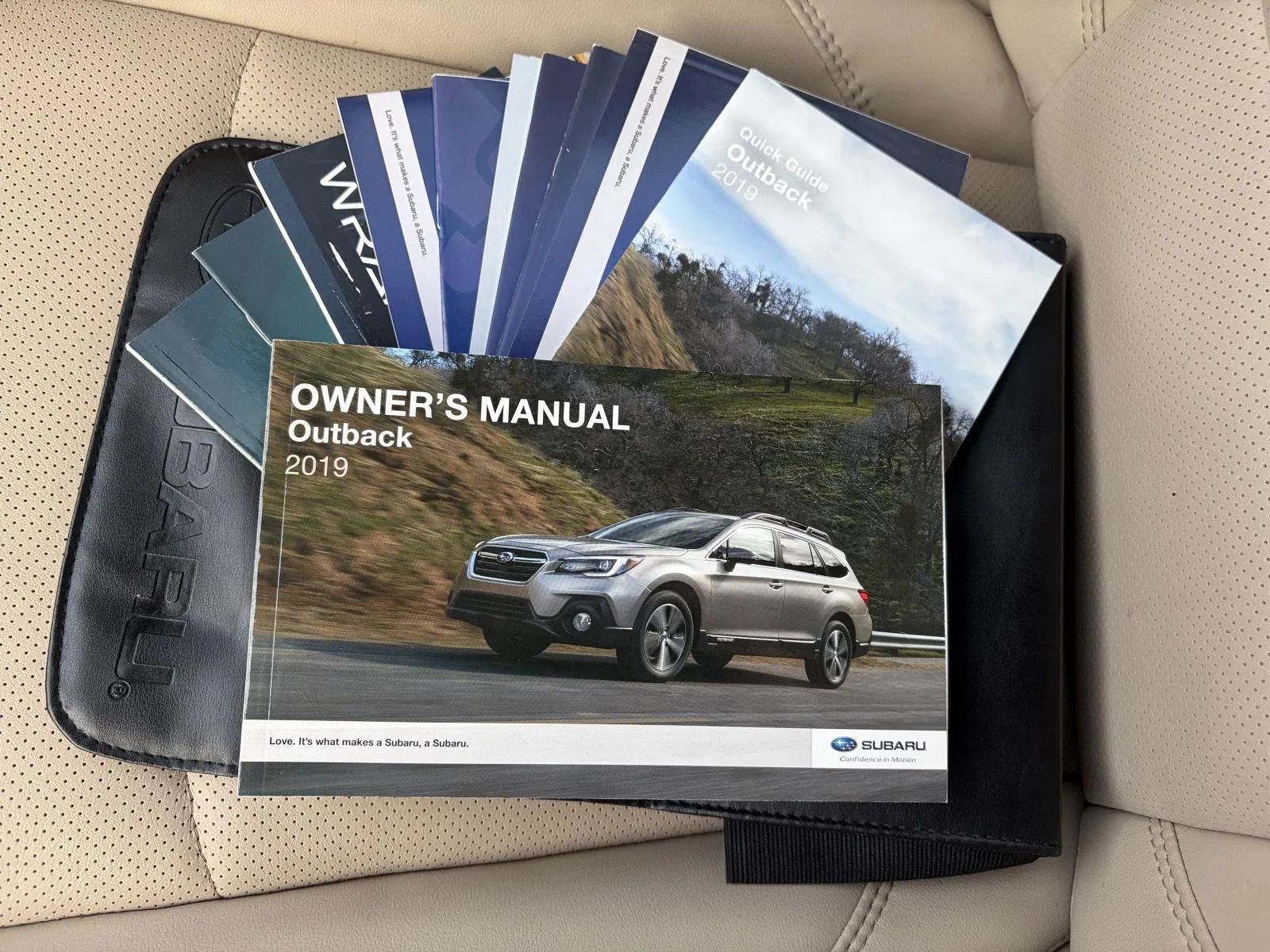 Used 2019 Subaru Outback 2.5i Limited AWD/4WD image 40