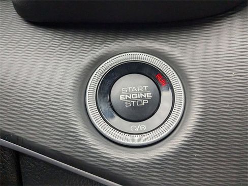 New 2024 Jeep Grand Cherokee L Laredo image 31