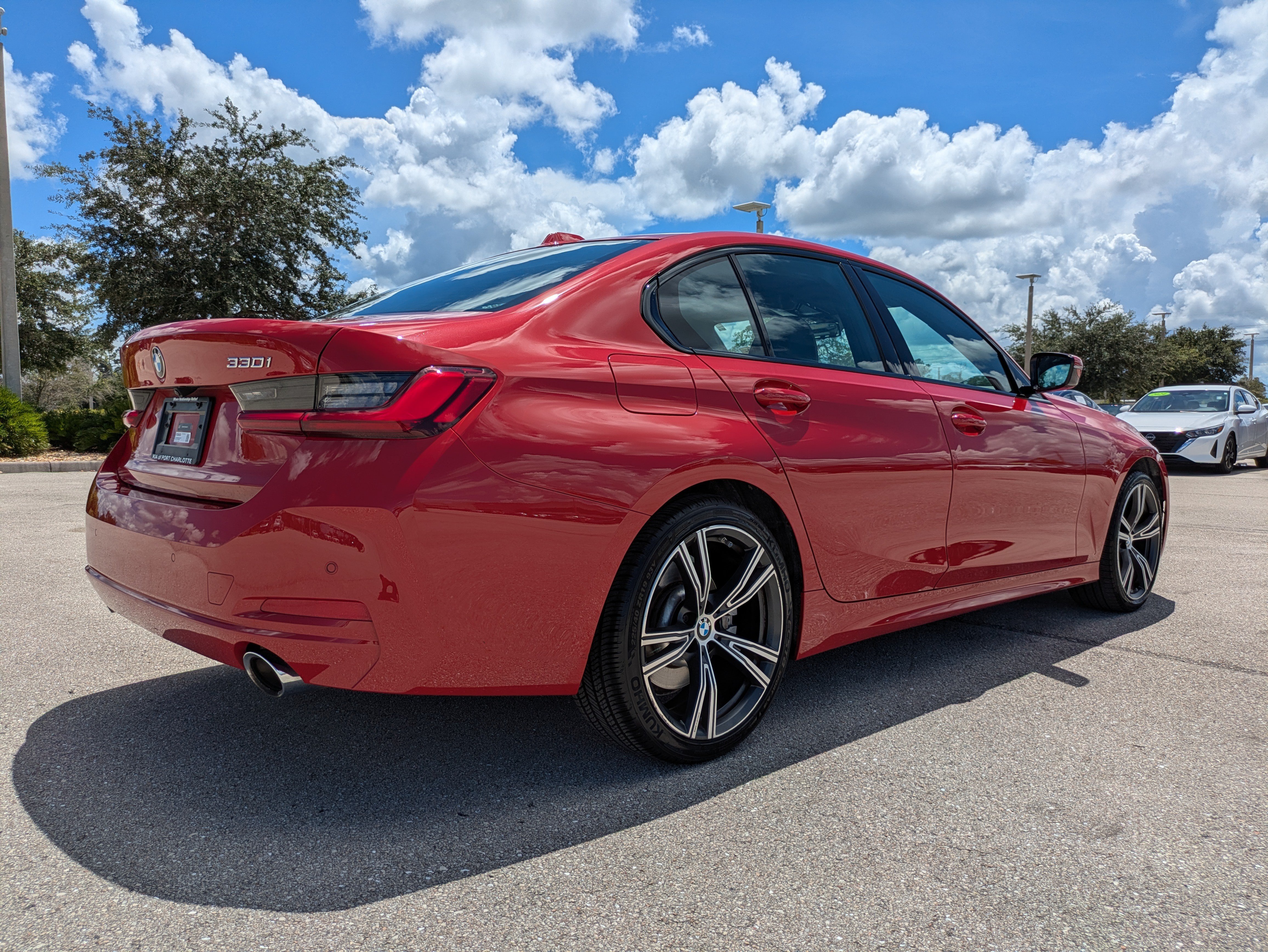 Used 2023 BMW 330i Sedan w/ Driving Assistance Package RWD image 4