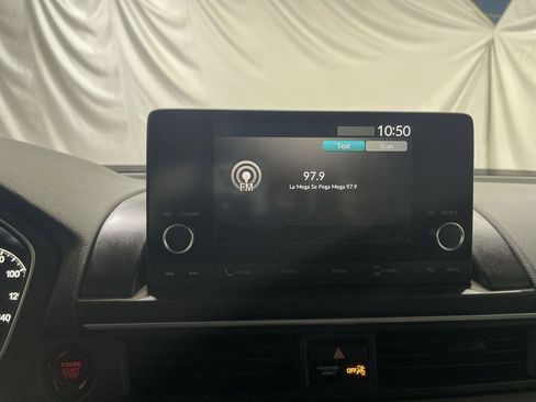 Used 2023 Honda Pilot LX image 16