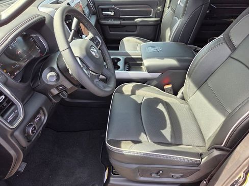 New 2026 RAM 2500 Laramie w/ Night Edition AWD/4WD image 6