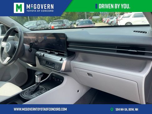 Used 2025 Hyundai Kona SEL AWD/4WD image 37
