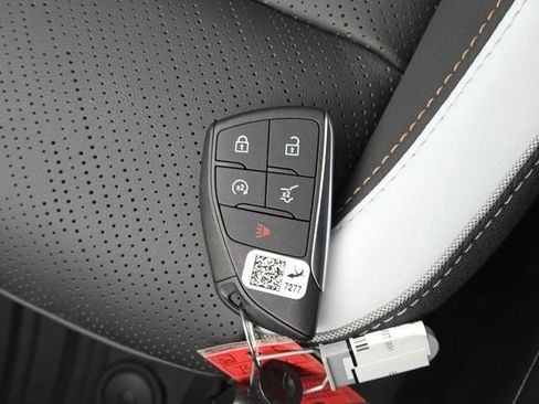 New 2026 Buick Envision Sport Touring AWD/4WD image 39