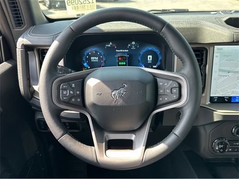 New 2025 Ford Bronco Outer Banks image 12
