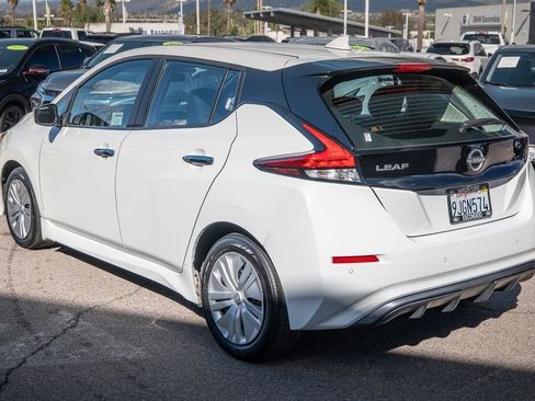 Used 2024 Nissan Leaf S image 7