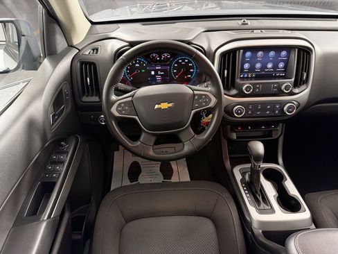 Used 2022 Chevrolet Colorado LT w/ LT Convenience Package image 18