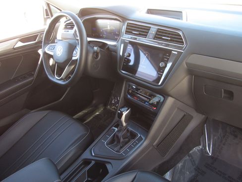 Used 2024 Volkswagen Tiguan Wolfsburg Edition image 9