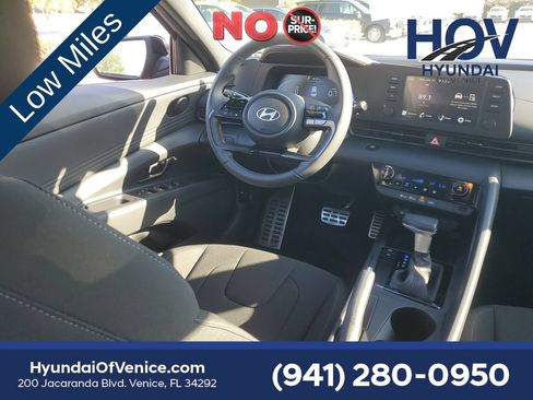 Certified 2025 Hyundai Elantra Sport FWD image 19