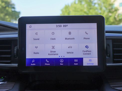 Used 2020 Ford Explorer Limited RWD image 40