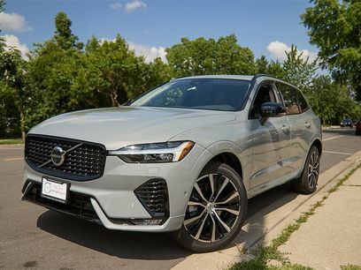 New 2025 Volvo XC60 B5 Plus w/ Protection Package Premier