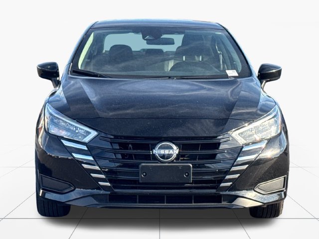 Used 2025 Nissan Versa SV FWD image 9