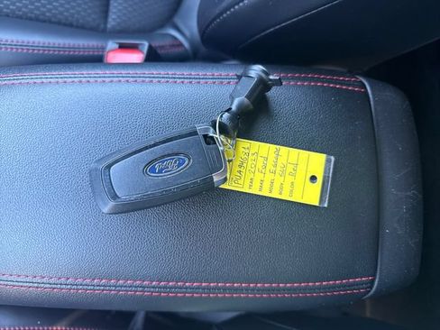 Used 2023 Ford Escape ST-Line w/ Tech Pack #1 AWD/4WD image 12