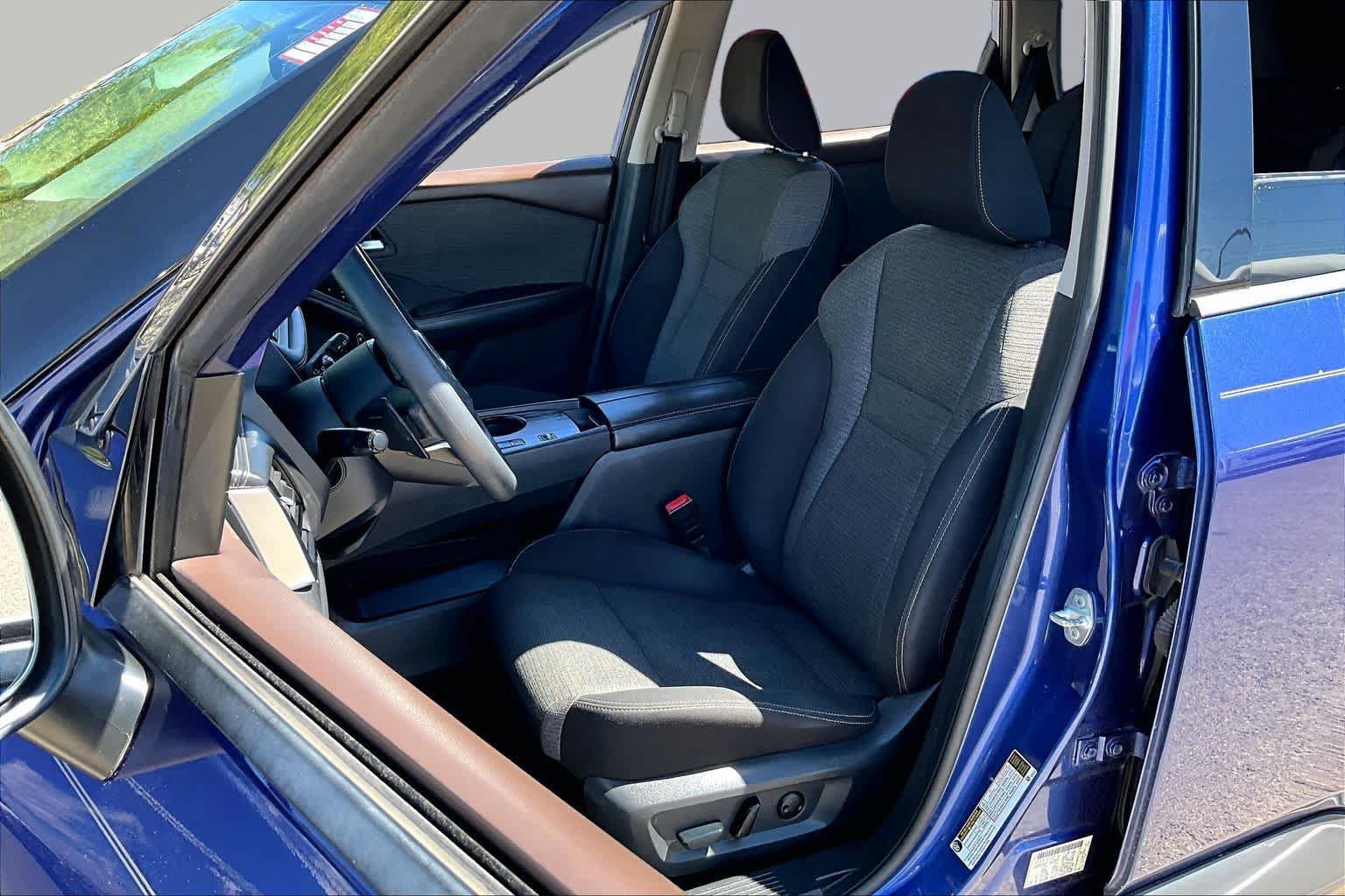 Used 2021 Nissan Rogue SV FWD image 8
