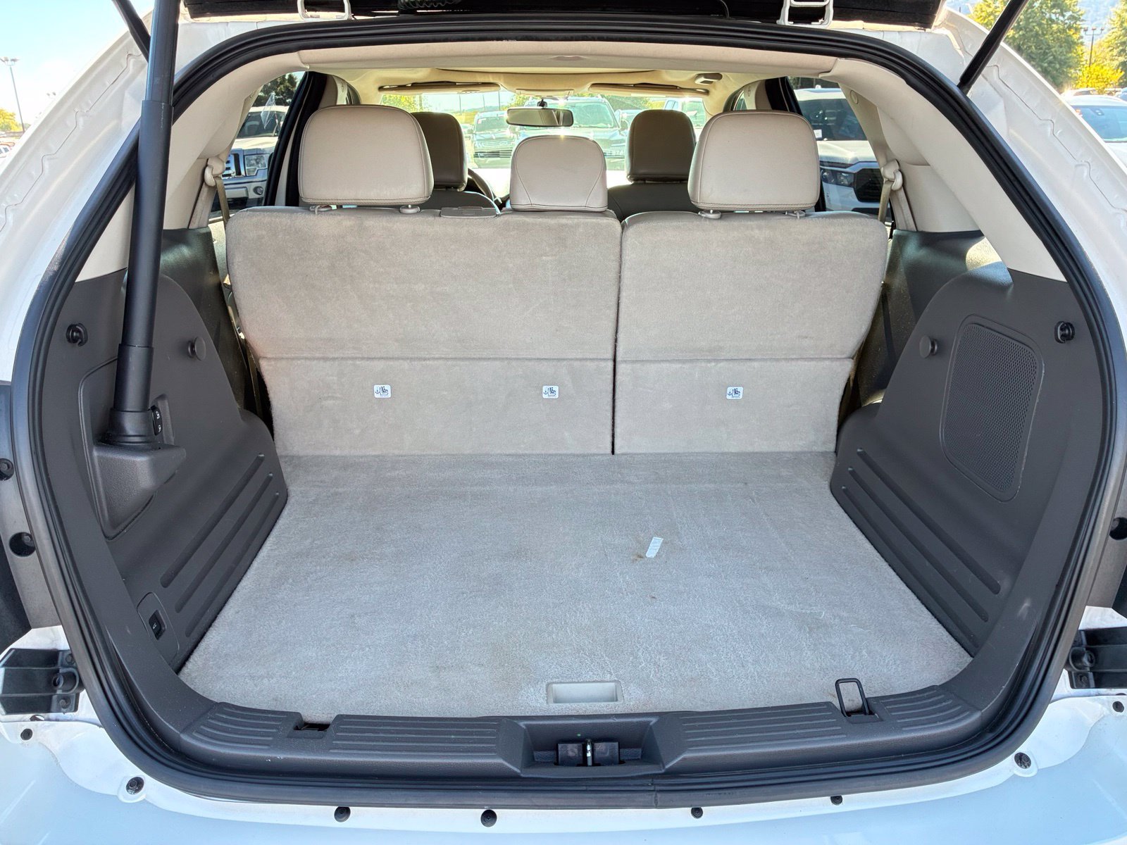 Used 2011 Ford Edge Limited w/ 302A Rapid Spec Order Code FWD image 16