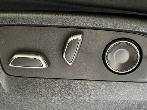 Used 2023 Cadillac Escalade Premium Luxury w/ LPO, Radiant Package image 36