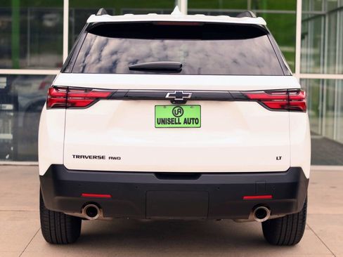 Used 2022 Chevrolet Traverse LT w/ Midnight/Sport Edition AWD/4WD image 7