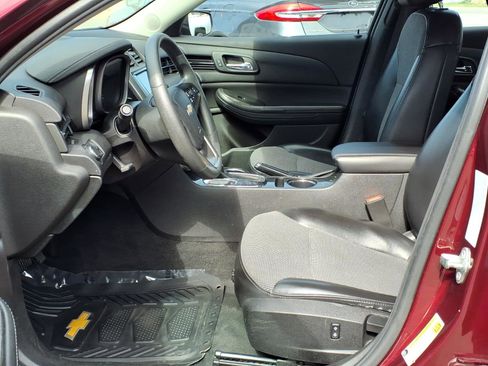 Used 2016 Chevrolet Malibu LT FWD image 10