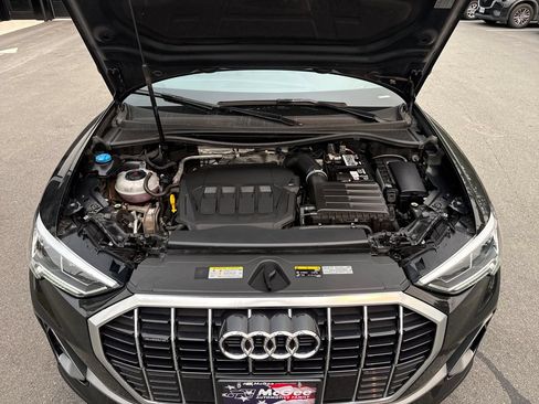 Used 2022 Audi Q3 2.0T Premium Plus w/ Premium Plus Package AWD/4WD image 25