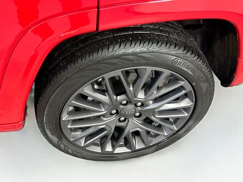 Used 2022 Jeep Compass Limited AWD/4WD image 29