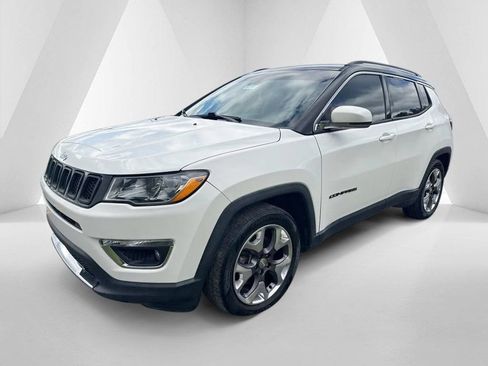 Used 2020 Jeep Compass Limited image 3