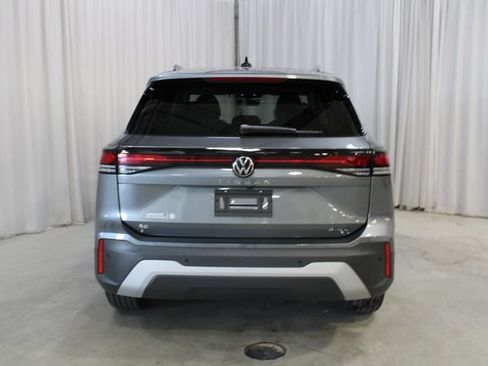 New 2026 Volkswagen Tiguan SE AWD/4WD image 24