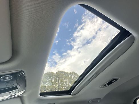 Certified 2026 Kia Seltos EX w/ EX Sunroof Package AWD/4WD image 17