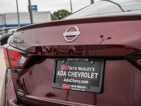 Used 2023 Nissan Altima 2.5 SV FWD image 62