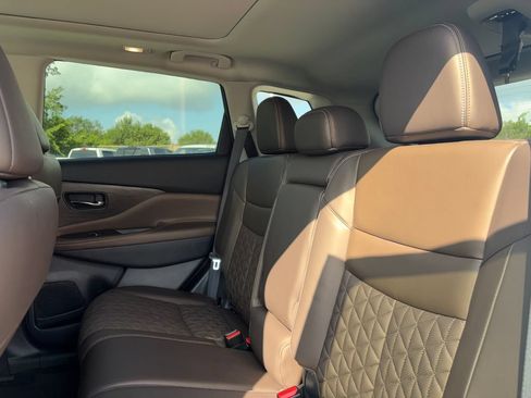 Certified 2023 Nissan Murano Platinum w/ Cargo Package FWD image 28