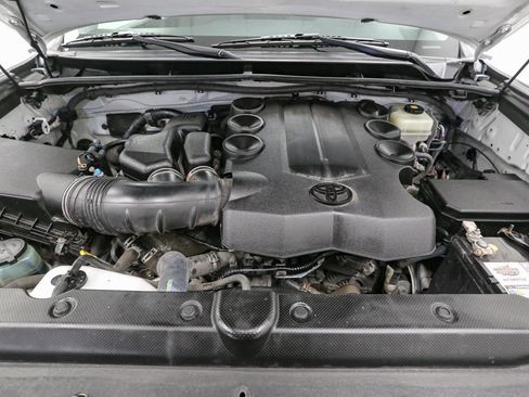 Used 2017 Toyota 4Runner TRD Off-Road Premium image 13