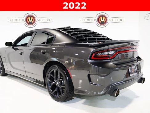 Used 2022 Dodge Charger R/T w/ Blacktop Package image 3