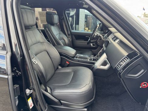 Used 2019 Land Rover Range Rover Supercharged AWD/4WD image 32
