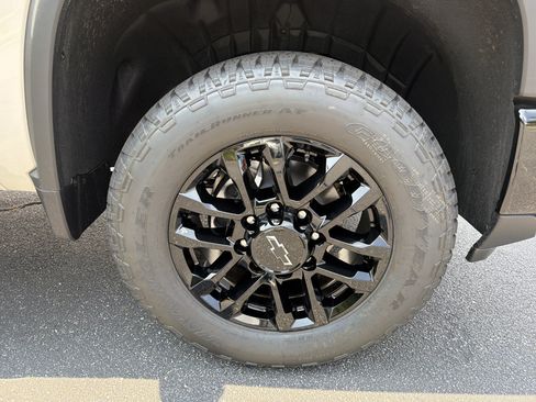 New 2026 Chevrolet Silverado 2500 Custom w/ Custom Value Package AWD/4WD image 12